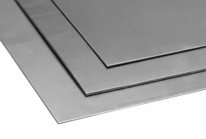 4561-TOLE ACIER APS 10 M4 2X1M EP05MM